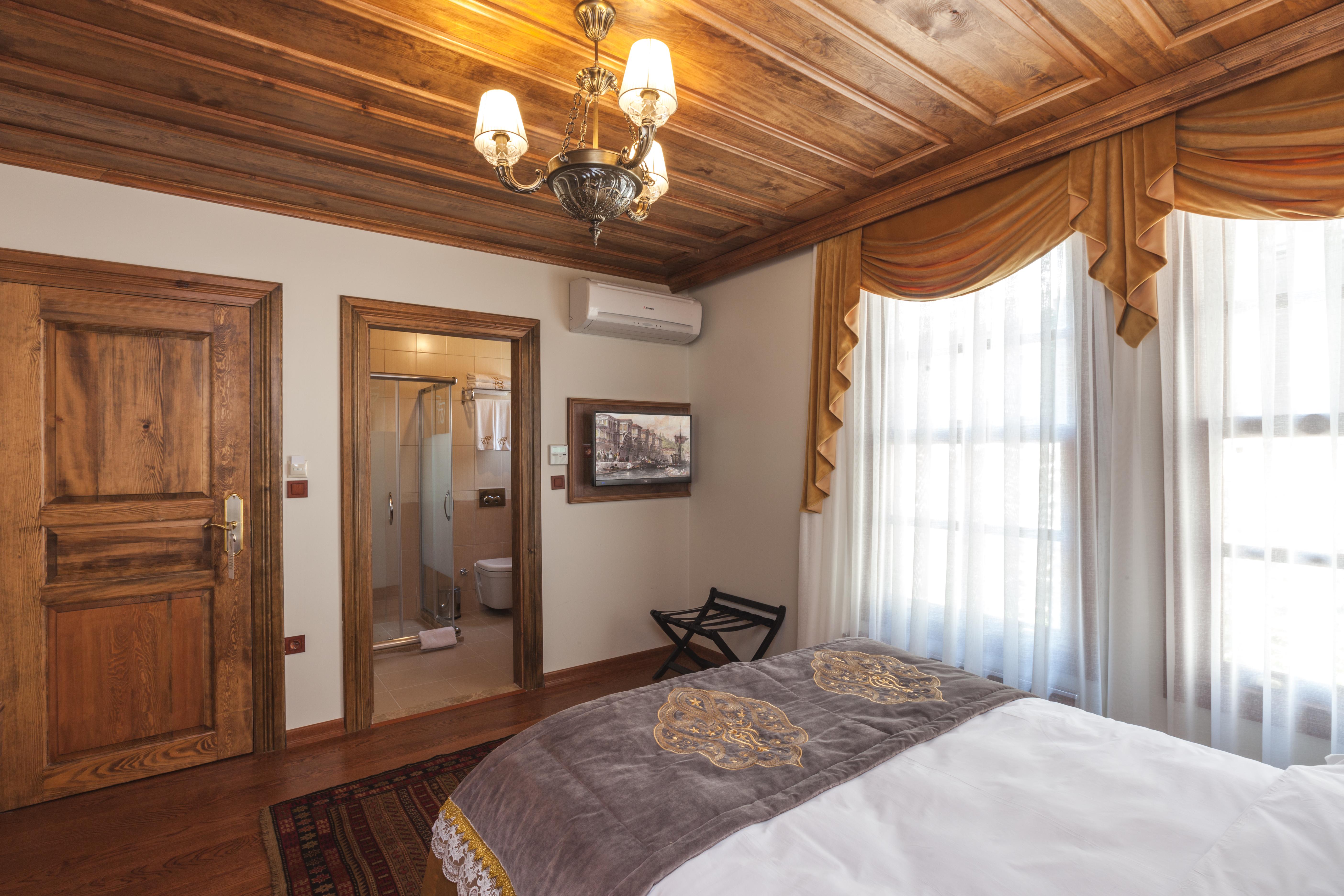 Ferman Konak Hotel Istanbul Bagian luar foto